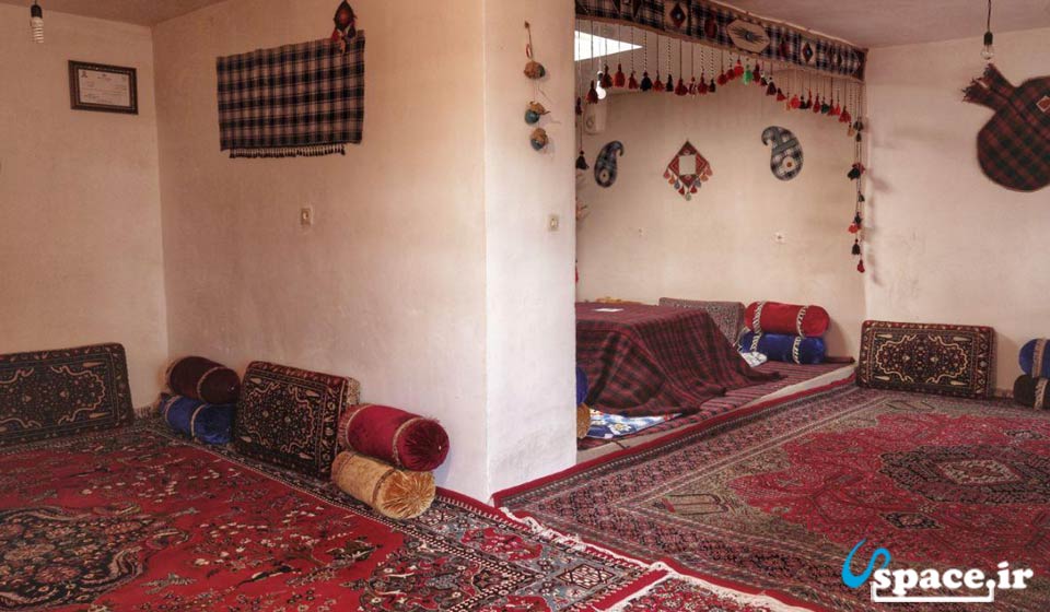 اتاق اقامتگاه بوم گردی هه ساره شوان- سنندج - روستای نوره